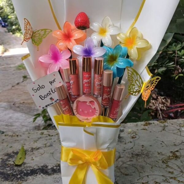 Floral Glow Beauty Bouquet