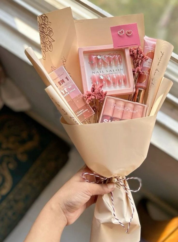 Online Gifting Store Bareilly's no.1 MJ Crafting